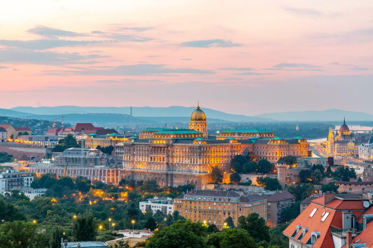 Apartment On Gellert Hill Downtown With Free Garage & Castle View Будапеща Екстериор снимка