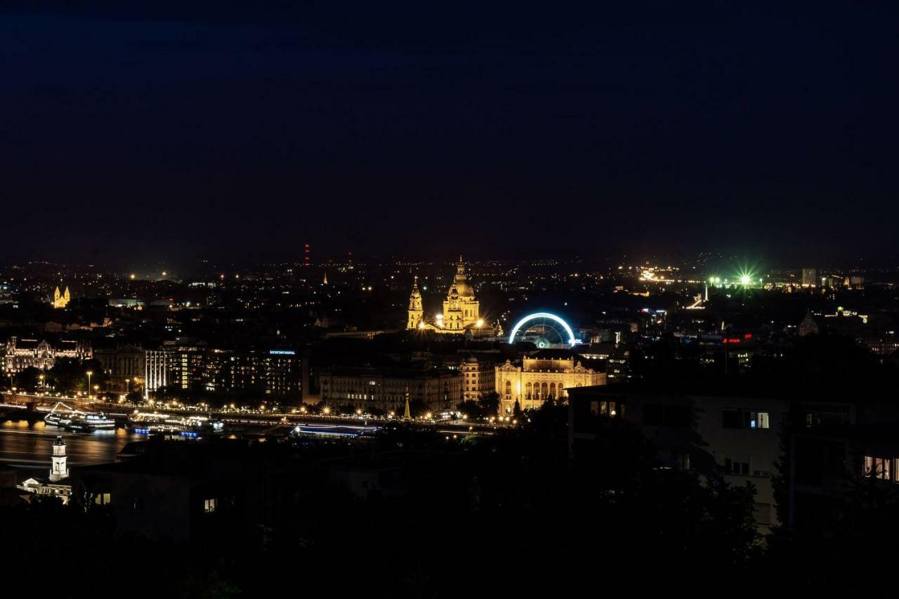 Apartment On Gellert Hill Downtown With Free Garage & Castle View Будапеща Екстериор снимка